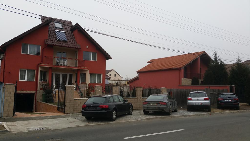 Family Pension Arad Exterior photo